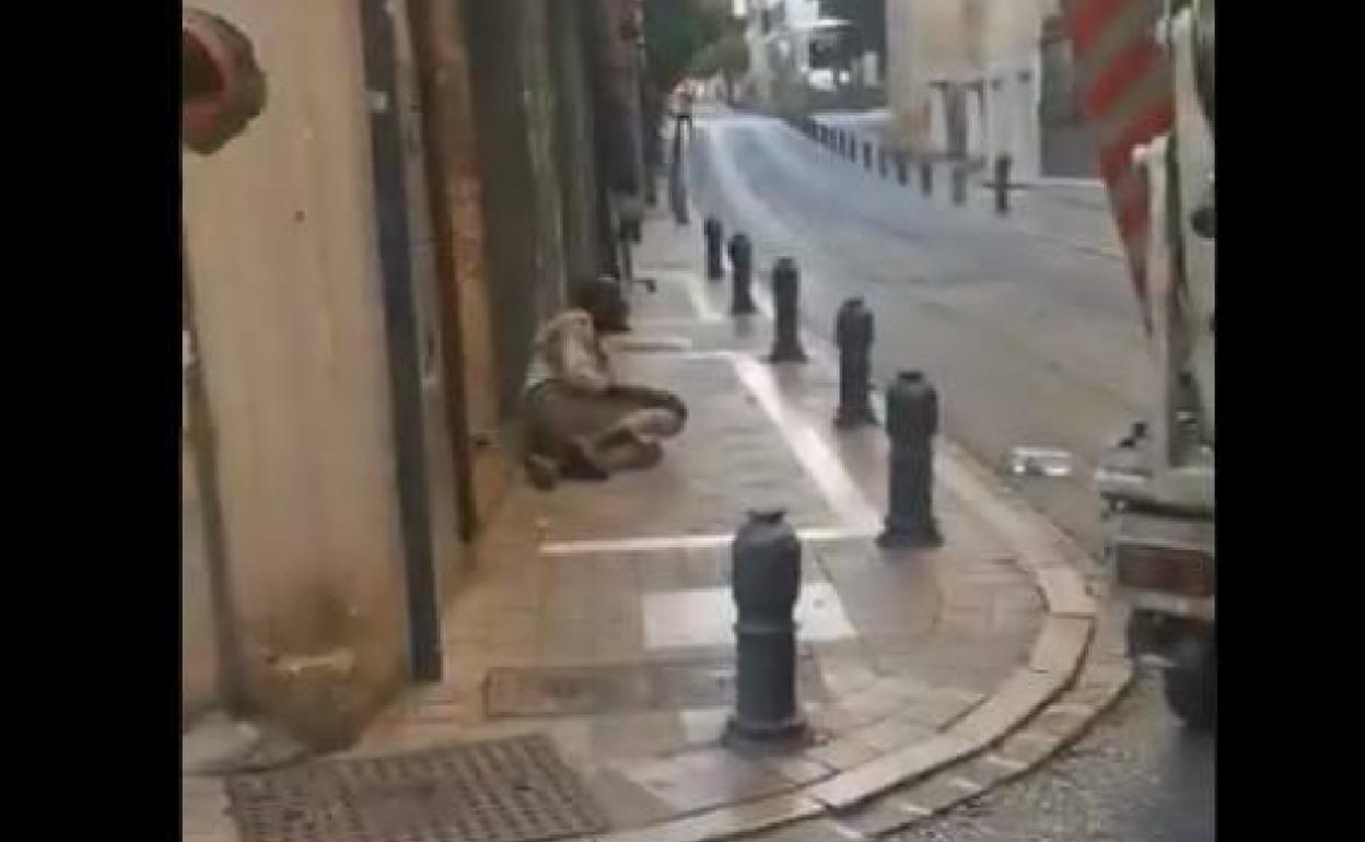 El vídeo con el momento de los disparos en el Centro de Granada