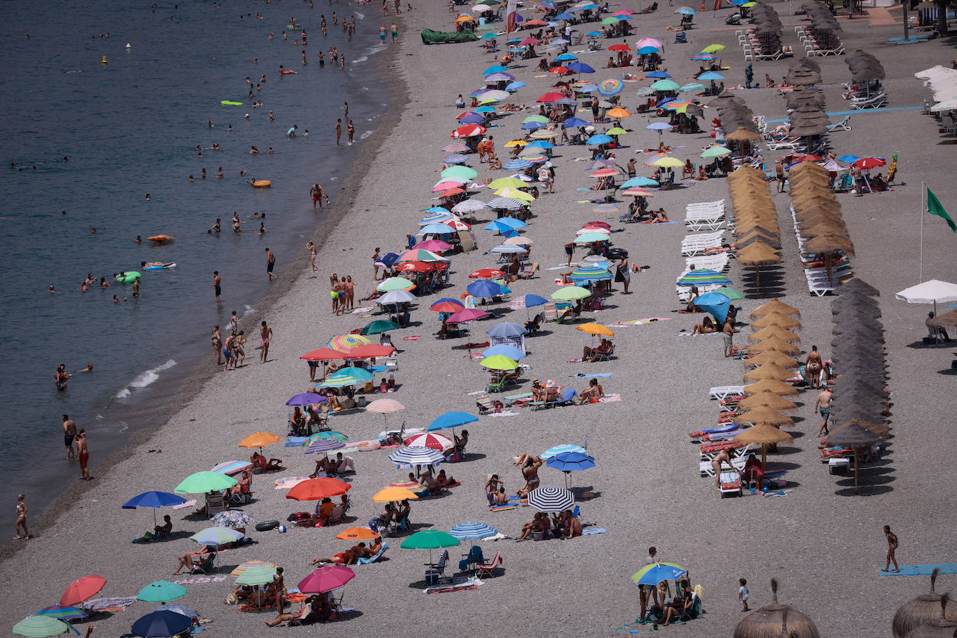 La segunda residencia da vida a la Costa, pero el sector echa de menos al turista internacional
