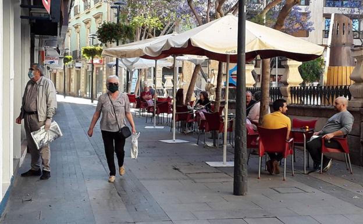 El sector servicios concentra la mayoría de los desempleados de Almería. 
