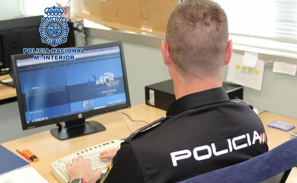 Estafan miles de euros a dos mujeres de Granada haciéndose pasar por su banco