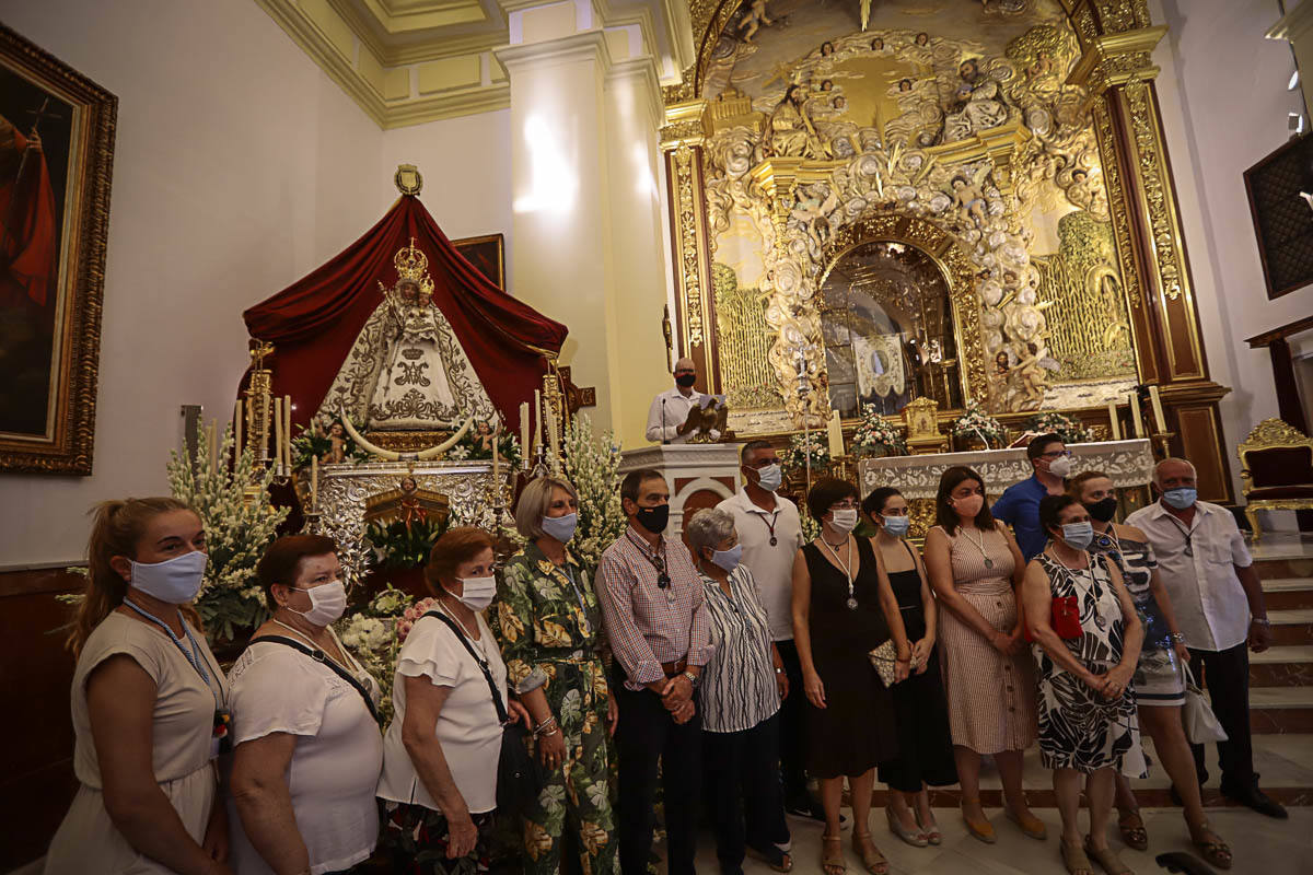 Fotos: Motril celebra la ofrenda floral a su patrona