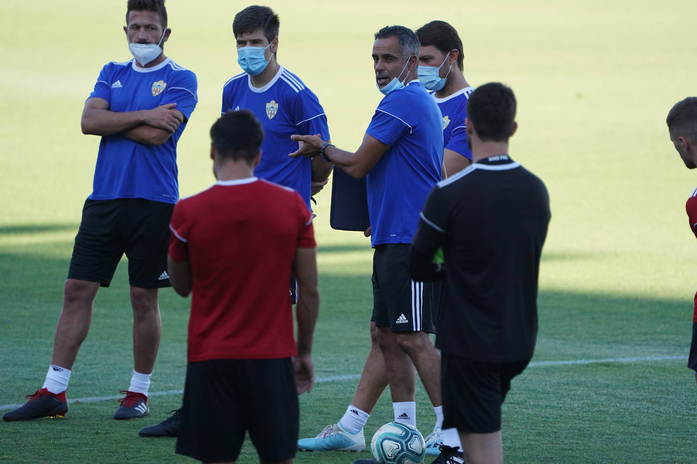 José Gomes sigue teniendo a todos sus jugadores sanos sin contagio por Covid-19. 