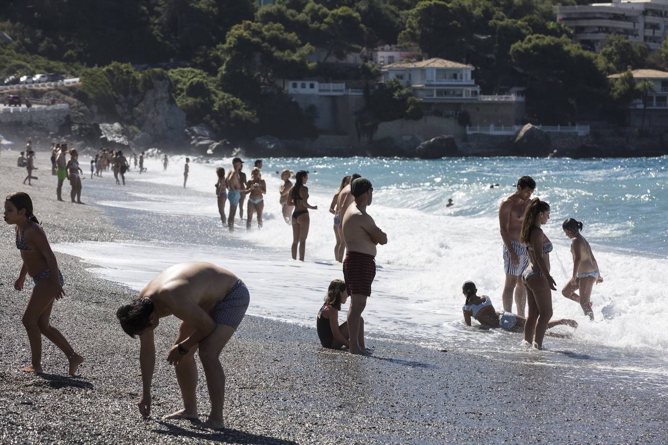 Ambiente en las playas de la Costa Tropical este domingo