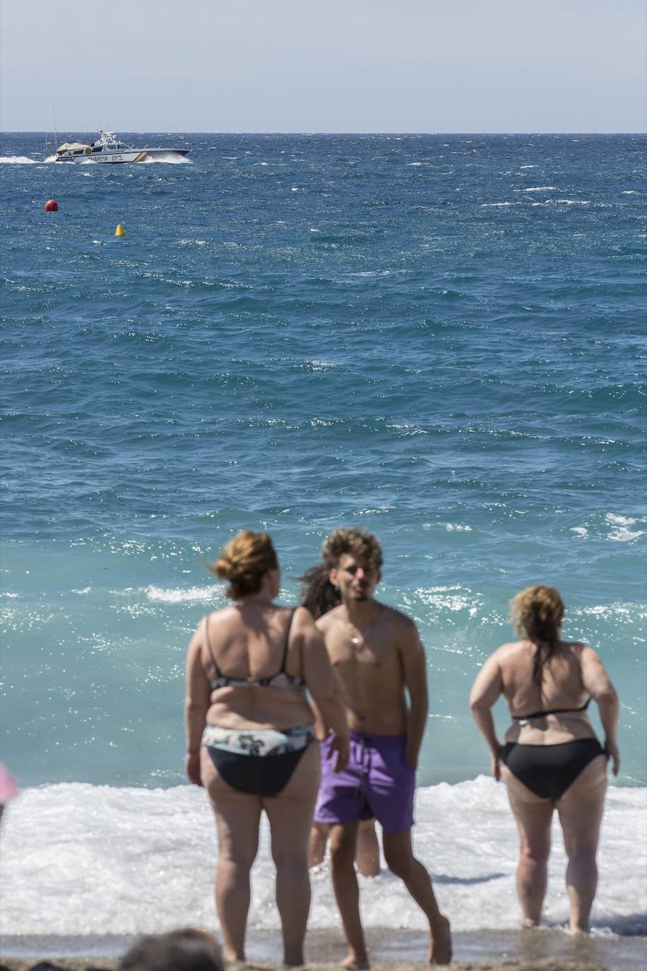 Ambiente en las playas de la Costa Tropical este domingo