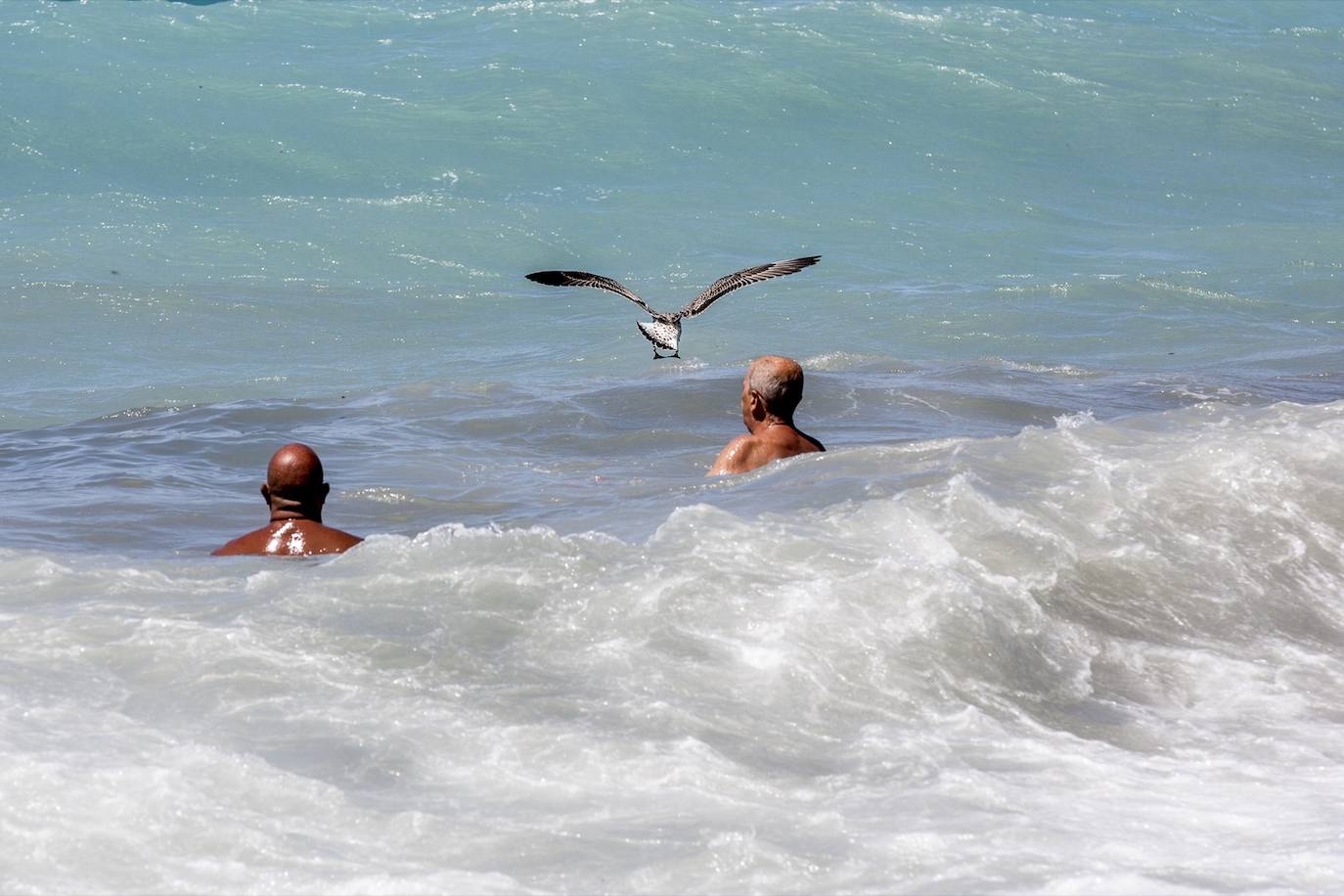 Ambiente en las playas de la Costa Tropical este domingo