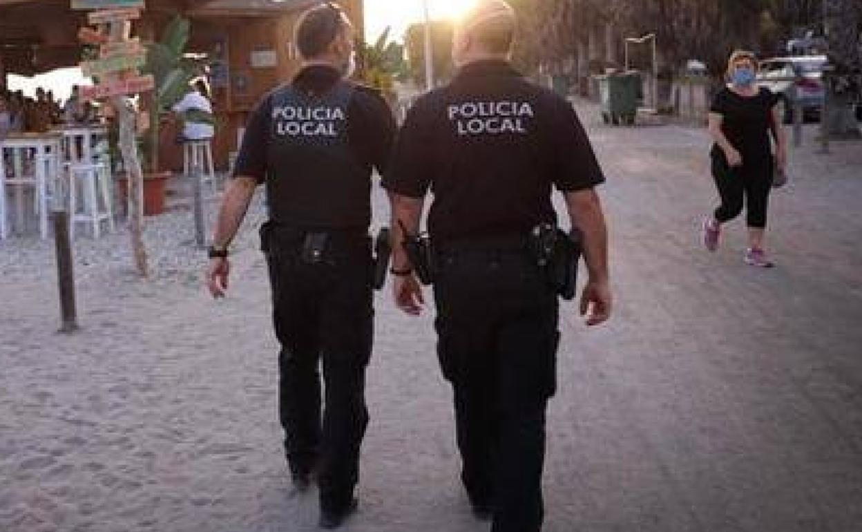 Motril reforzó el control de botellones y ocio nocturno en julio con 90 agentes.