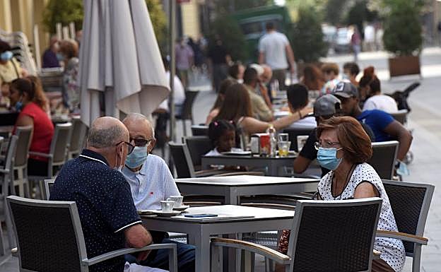 Sanidad explica cómo surgen los brotes de coronavirus sin darnos cuenta