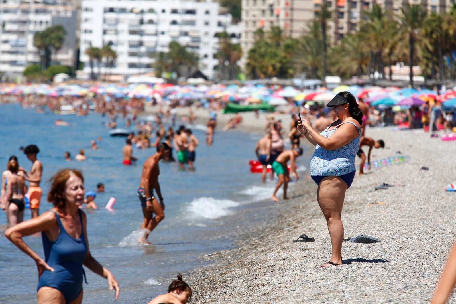 Veraneantes aprovechan los últimos días de mes para escaparse a las localides del litoral. 