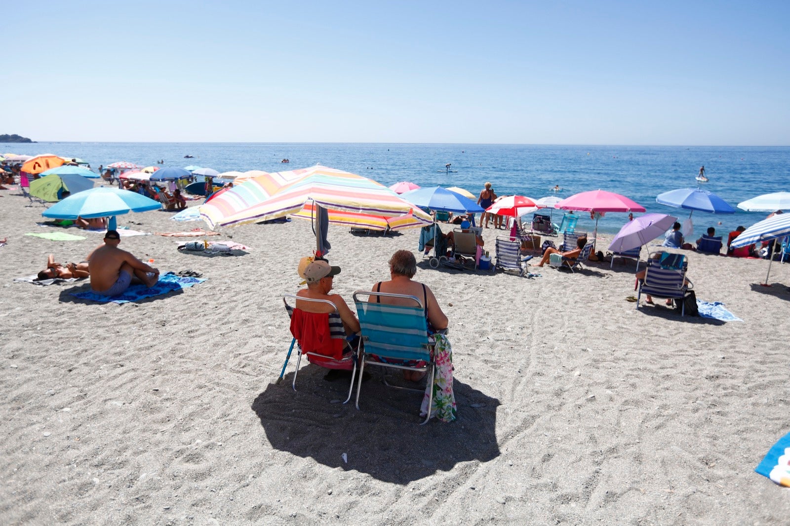 Veraneantes aprovechan los últimos días de mes para escaparse a las localides del litoral. 