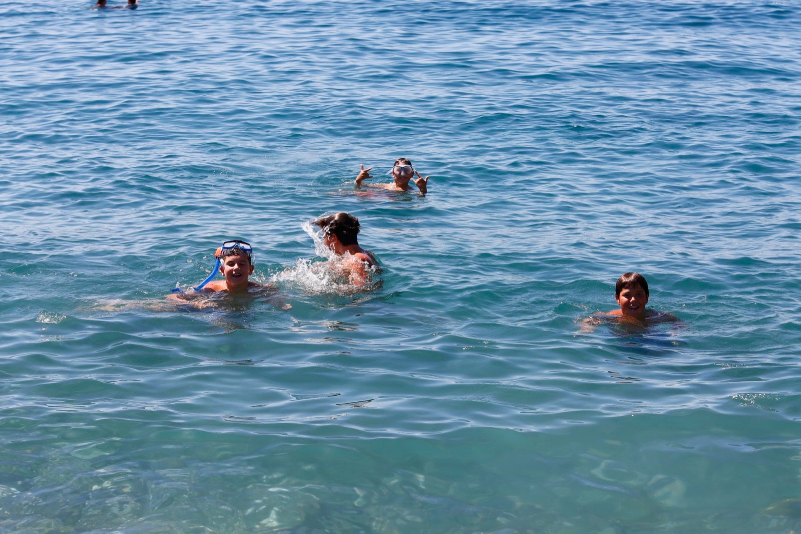 Veraneantes aprovechan los últimos días de mes para escaparse a las localides del litoral. 