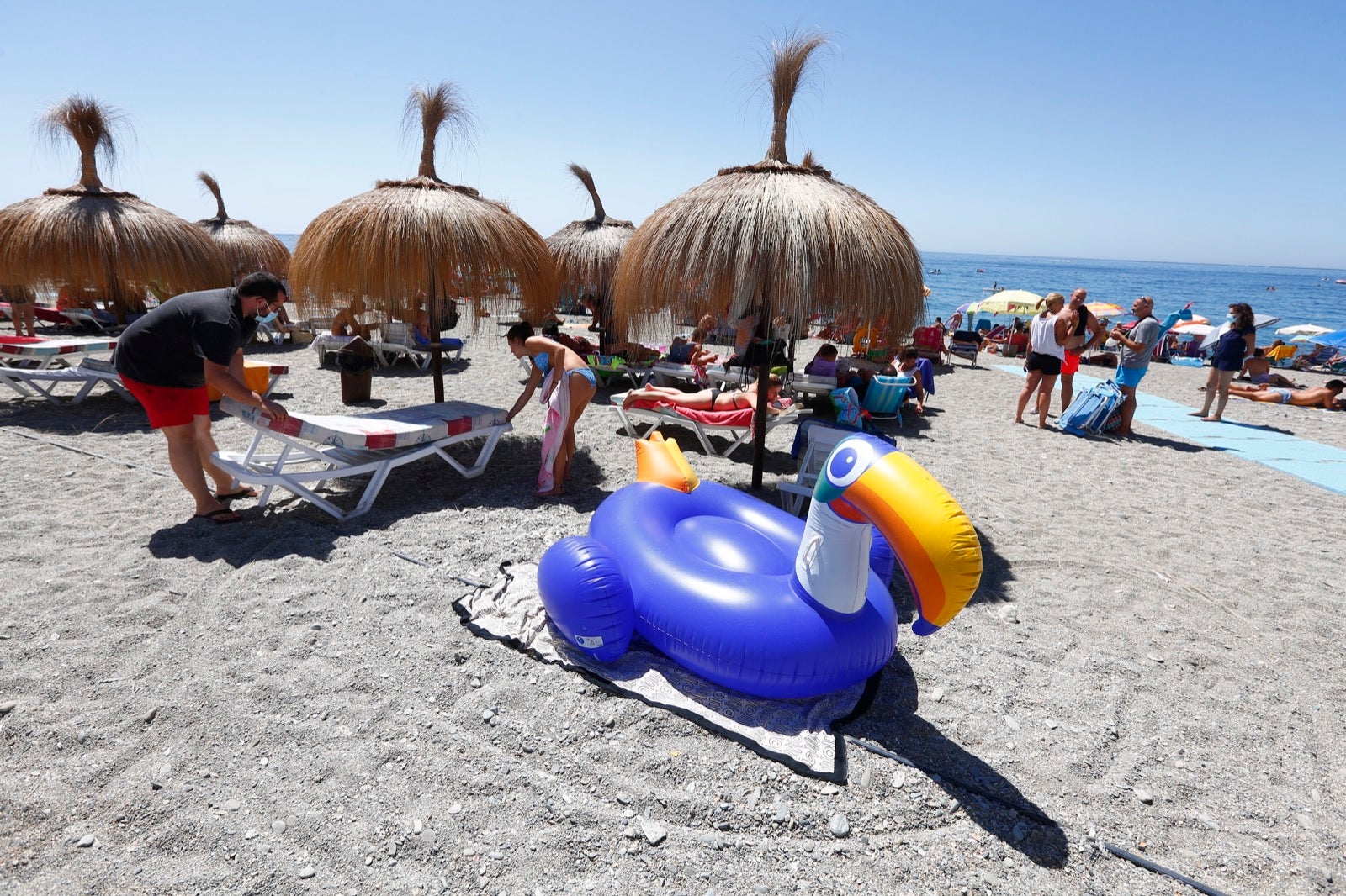 Veraneantes aprovechan los últimos días de mes para escaparse a las localides del litoral. 