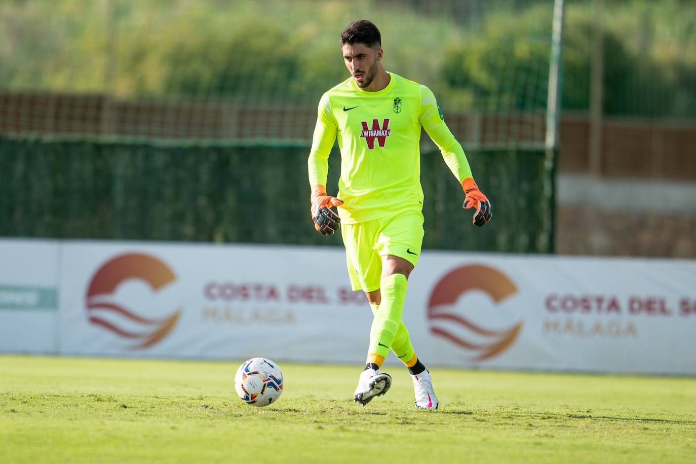Fotos: Goleada al Granada en su primer test ante el Valladolid