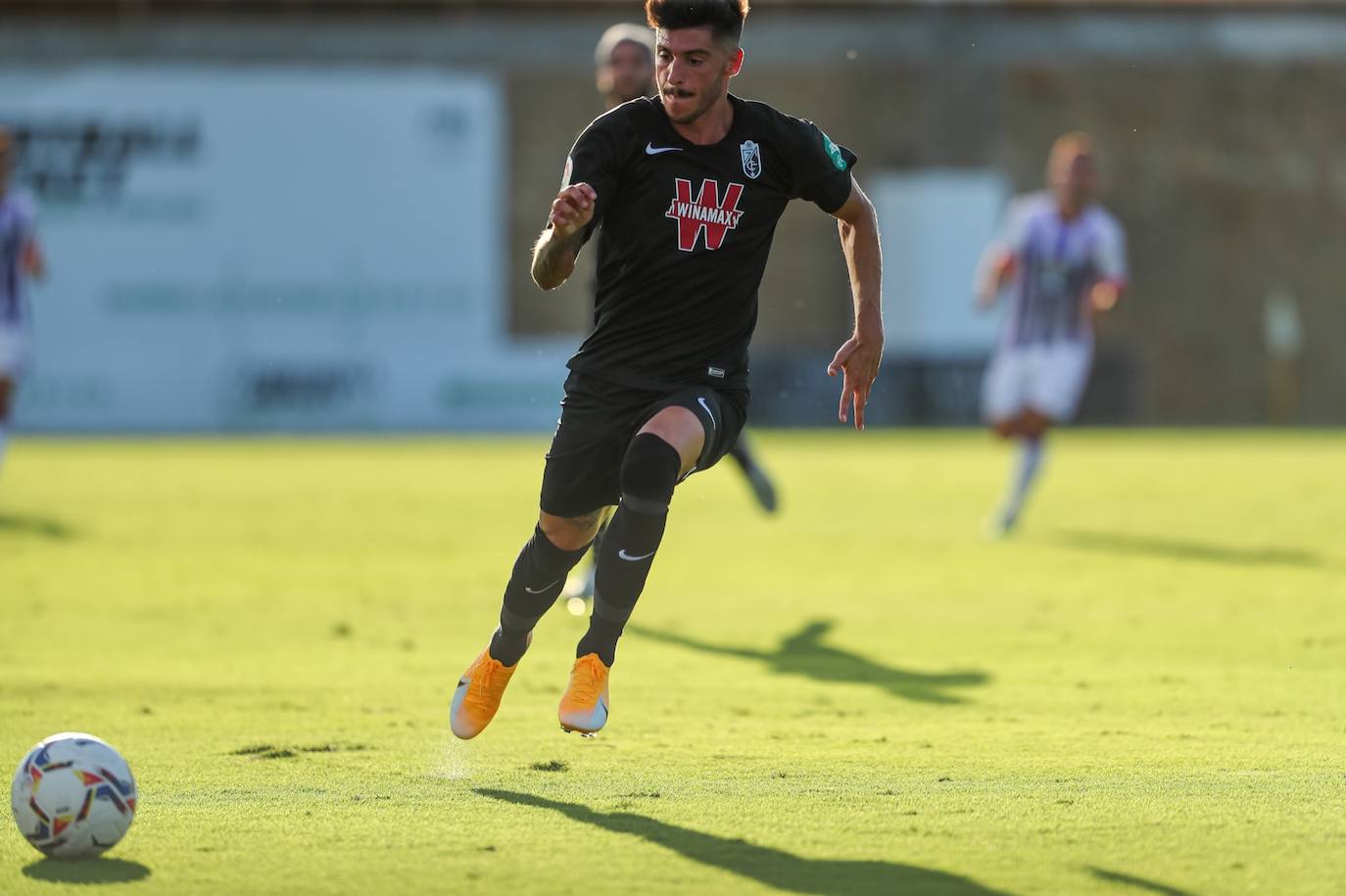 Fotos: Goleada al Granada en su primer test ante el Valladolid