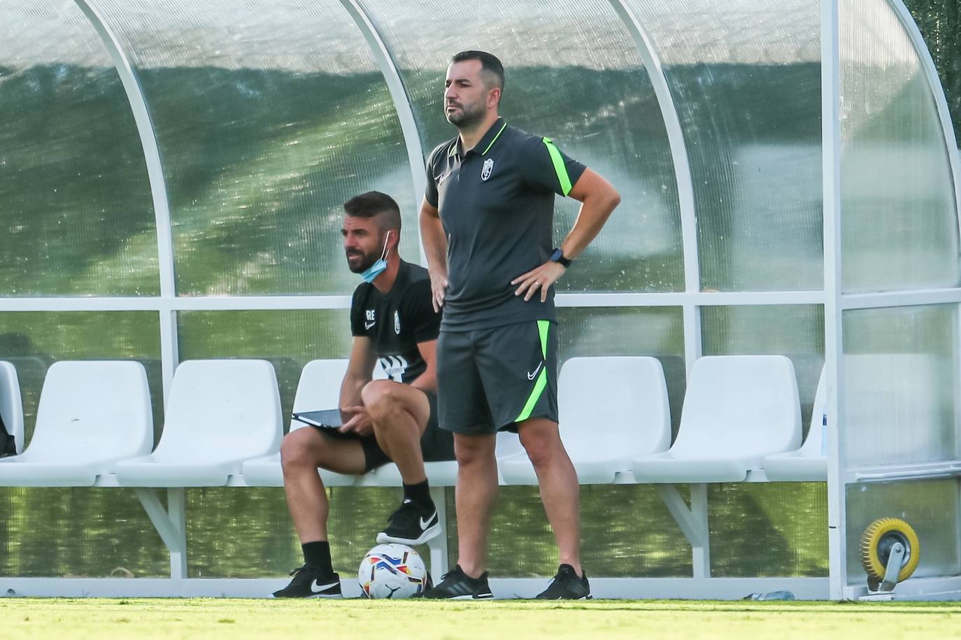Fotos: Goleada al Granada en su primer test ante el Valladolid