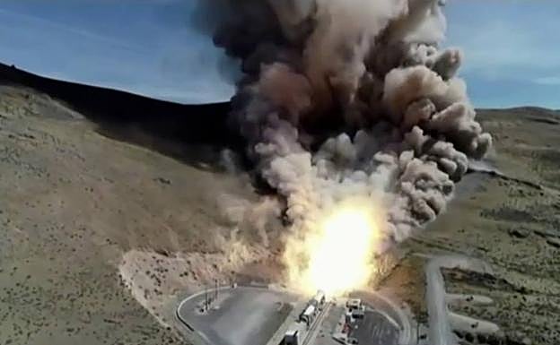 La NASA prueba los cohetes más grandes jamás construidos para los futuros viajes a la Luna y Marte