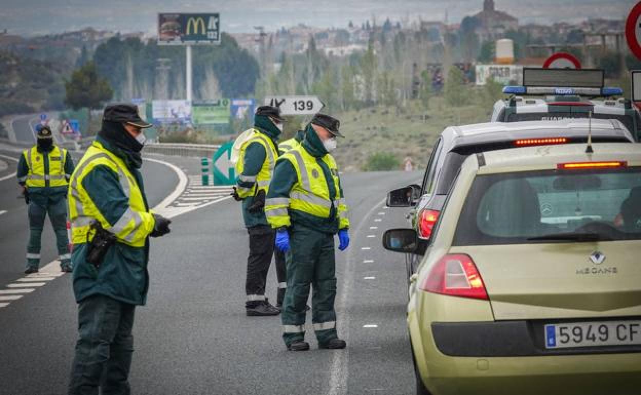 Alertan de la nueva estafa con una multa de la DGT que puede costarte mucho dinero