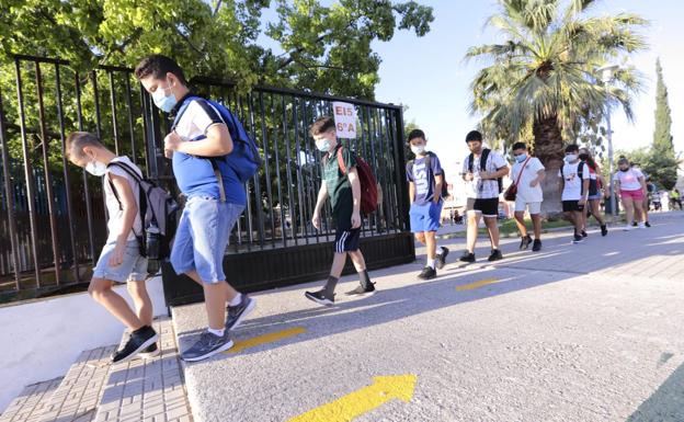 Las mochilas vuelven a las calles de toda la provincia.