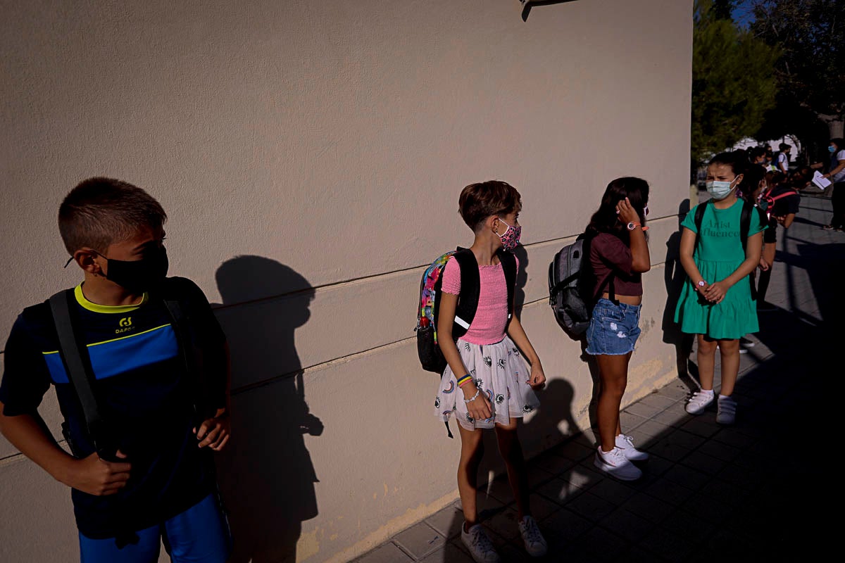 Vuelta a las aulas en los colegios Garvayo Dinelli y Los Álamos de Motril