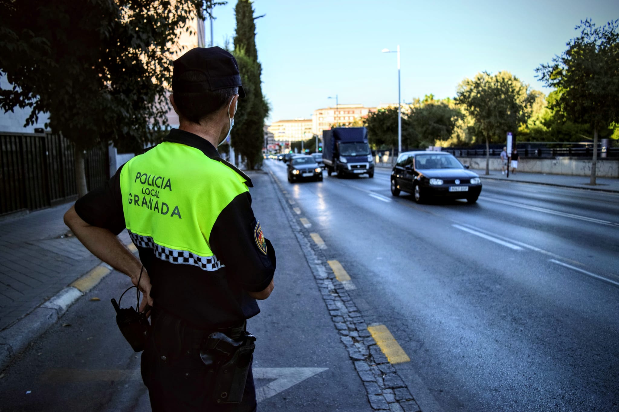 El tráfico en Granada en la mañana de la vuelta a las aulas