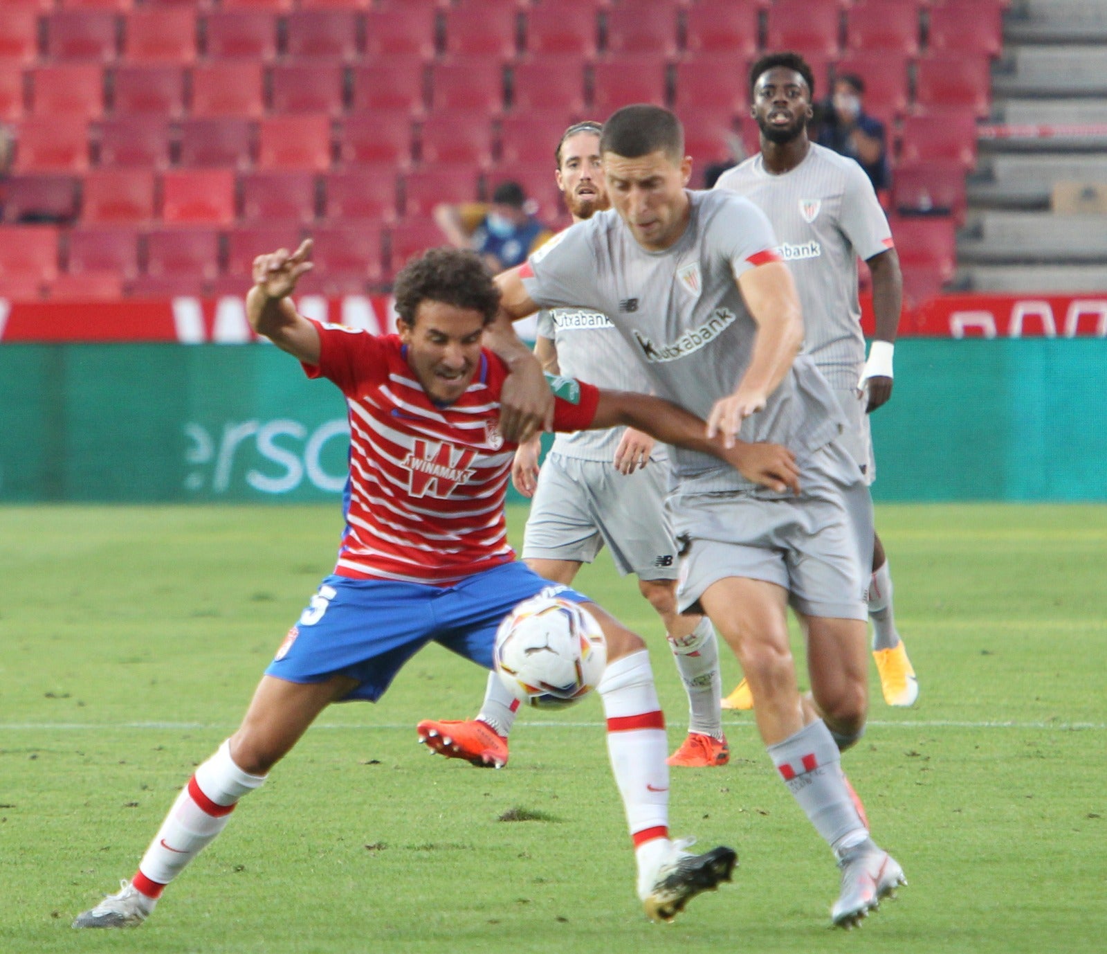 El equipo rojiblanco ha recibido este sábado al Athletic en la primera jornada de liga 