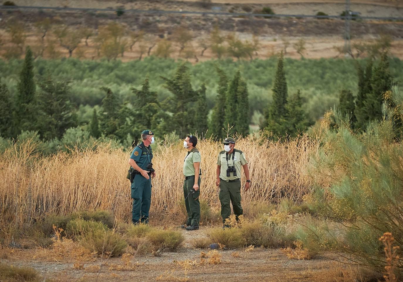 La Guardia Civil está realizando batidas con un helicóptero, patrullas de tierra y cámaras térmicas