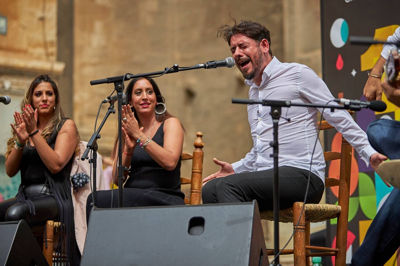 Los hermanos de Jacoba, Raúl Mikey e Irene Molina se han subido al escenario en el día dedicado a Camarón