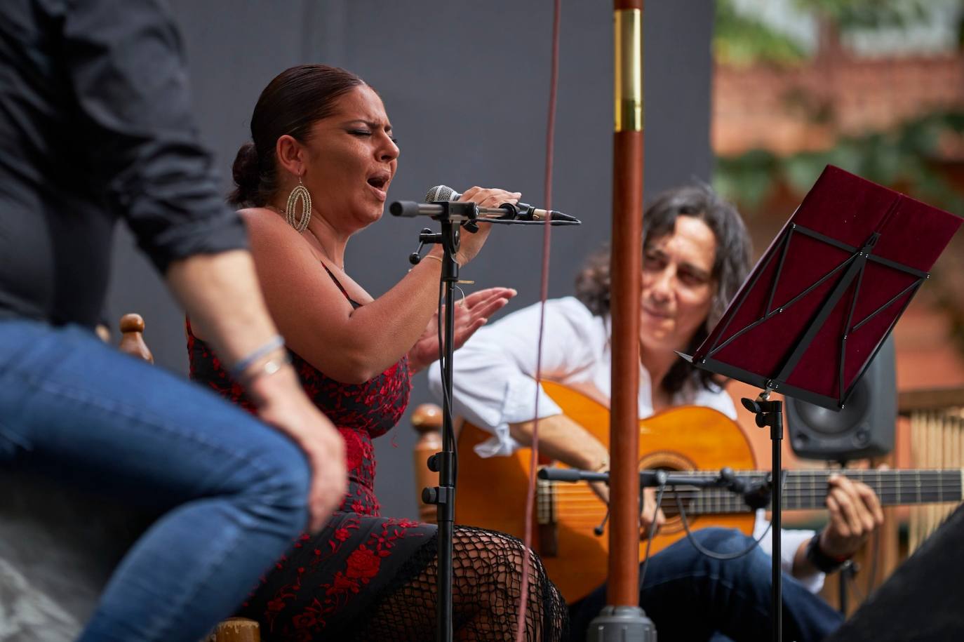 Los hermanos de Jacoba, Raúl Mikey e Irene Molina se han subido al escenario en el día dedicado a Camarón