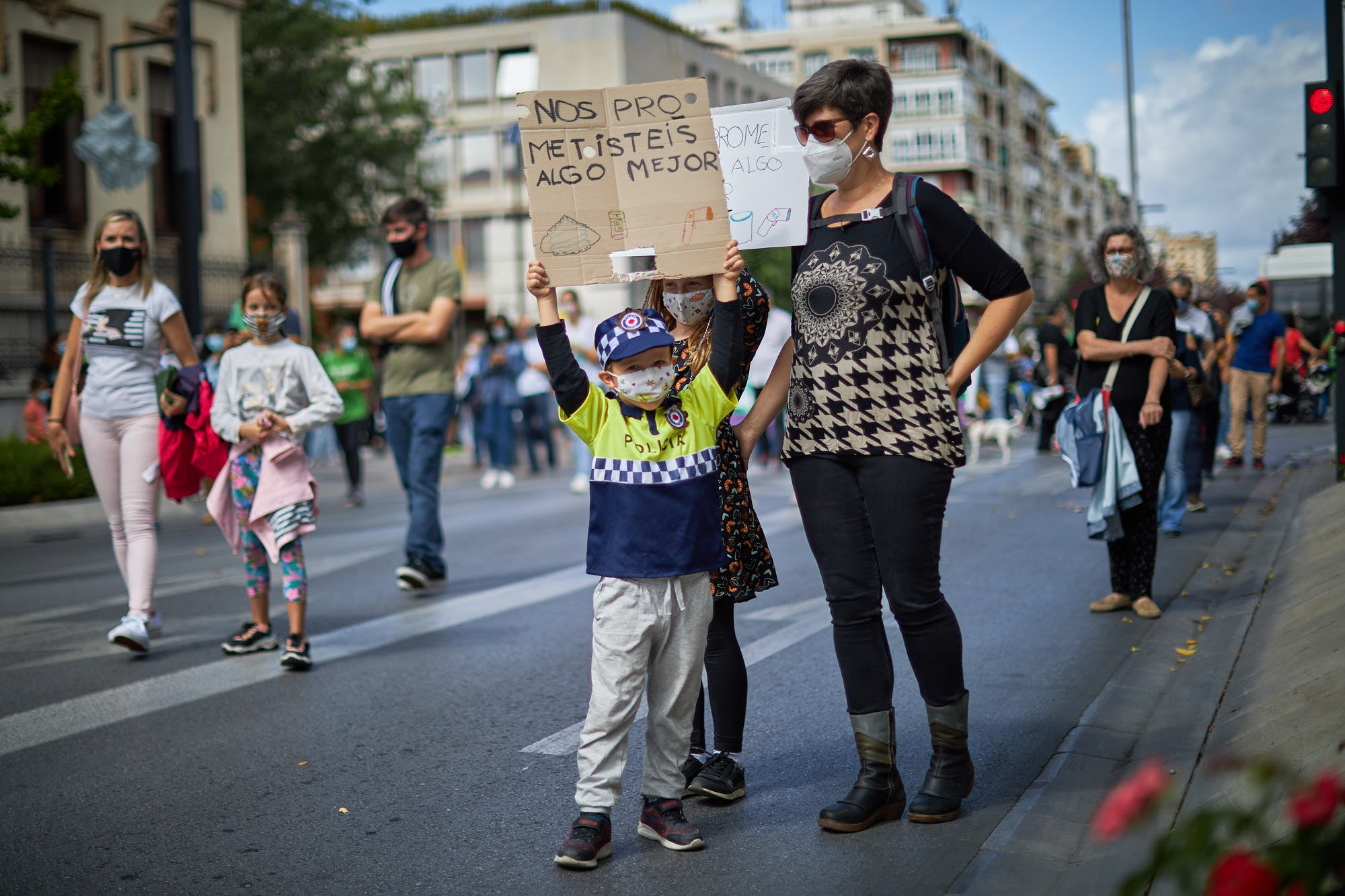 A este parón lectivo le seguirá una manifestación que partirá a las 12.30 horas de la Delegación Educación