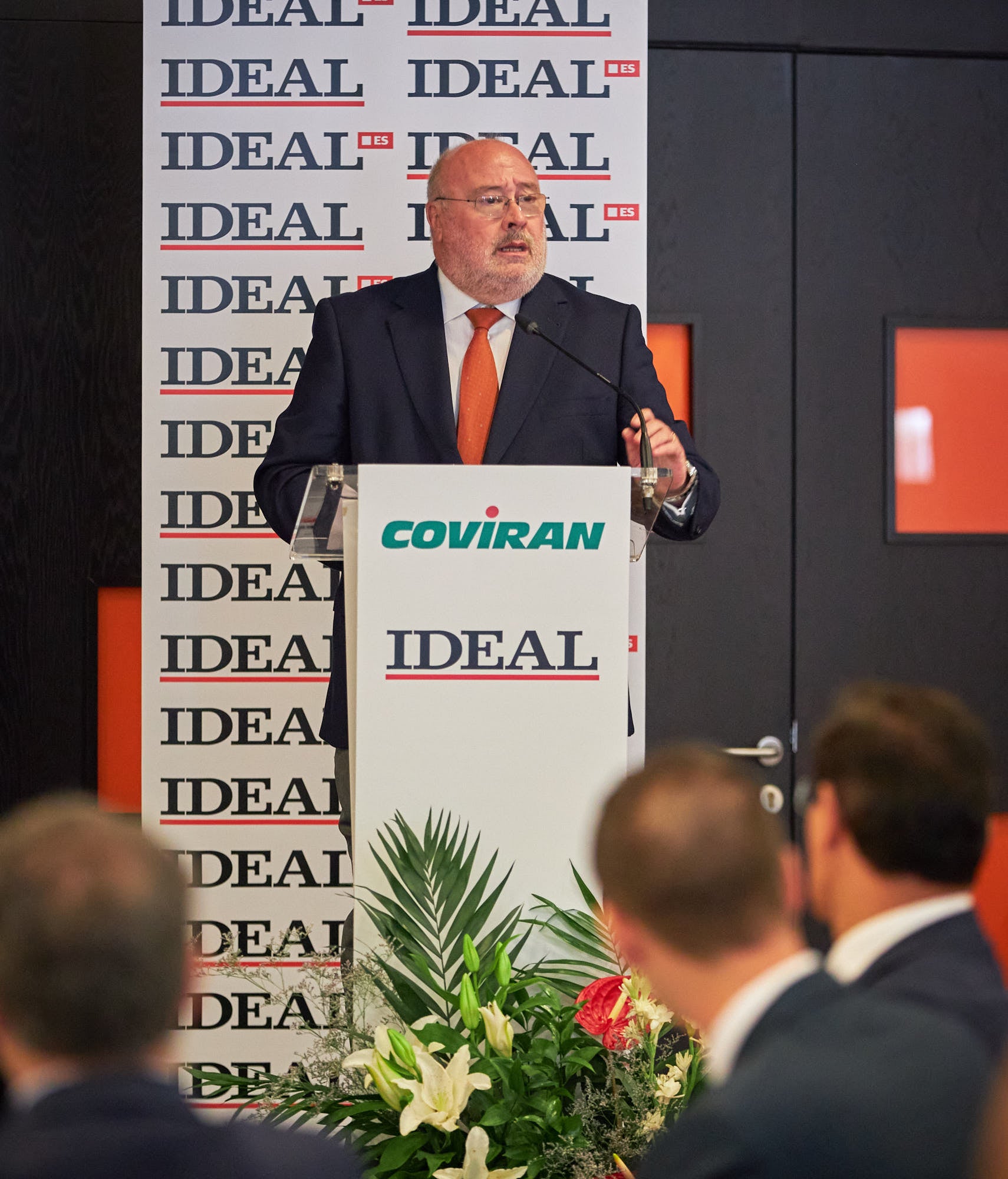 El consejero de Presidencia ha analizado los desafíos de la comunidad ante el Covid y ha anunciado ayudas al alquiler para el sector del ocio nocturno e infantil