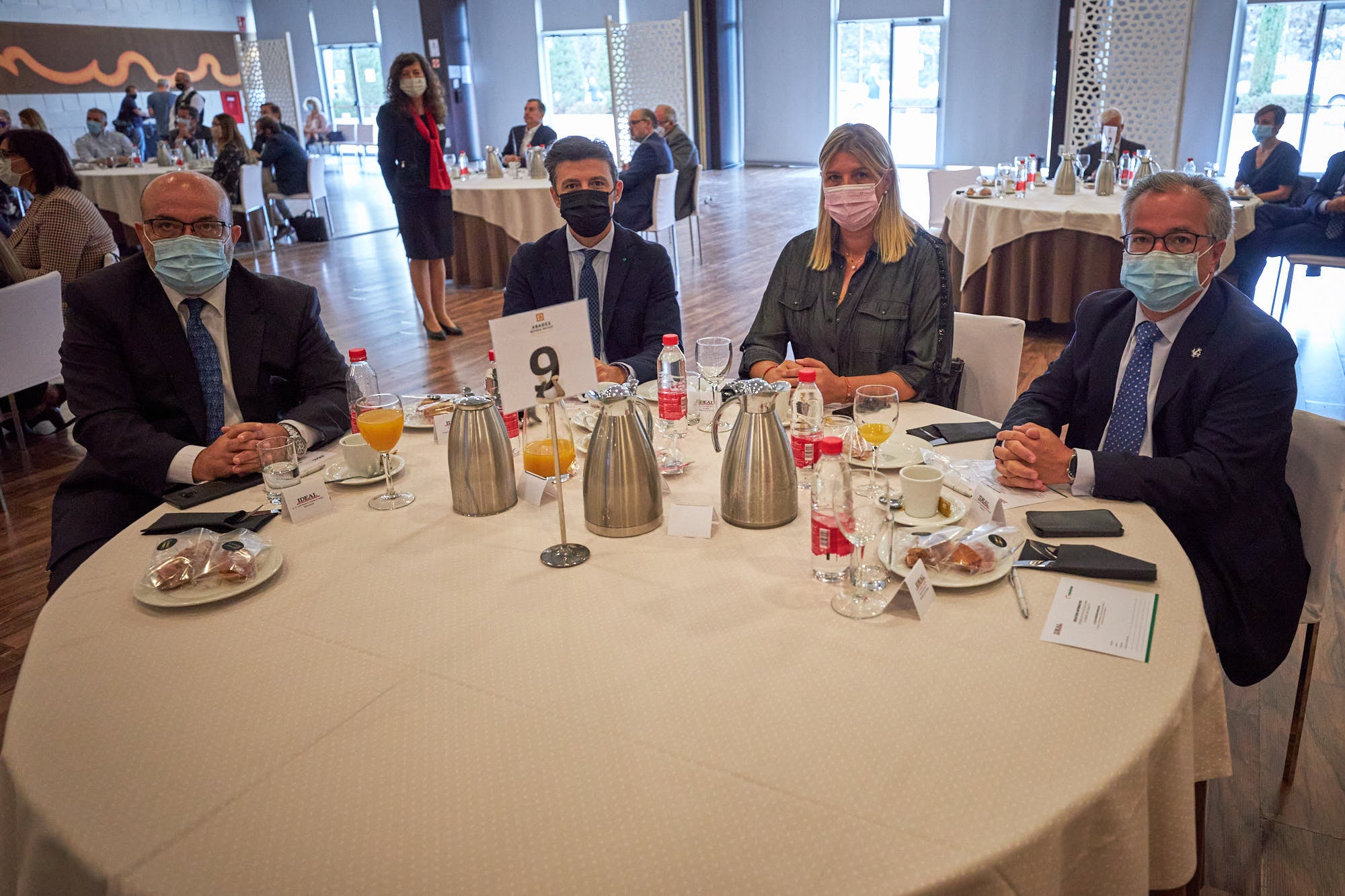 El consejero de Presidencia ha analizado los desafíos de la comunidad ante el Covid y ha anunciado ayudas al alquiler para el sector del ocio nocturno e infantil