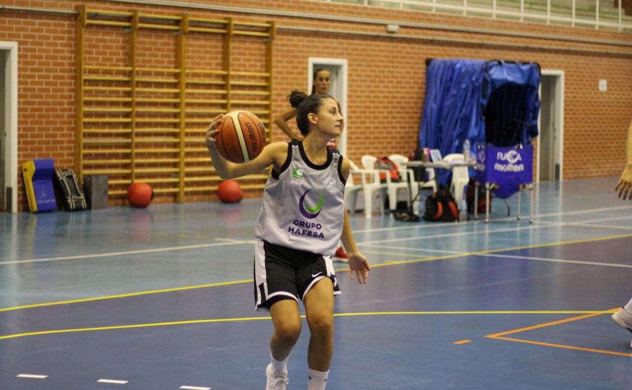 Sesión de entrenamiento del 'Raca' en el pabellón Paquillo Fernández. 