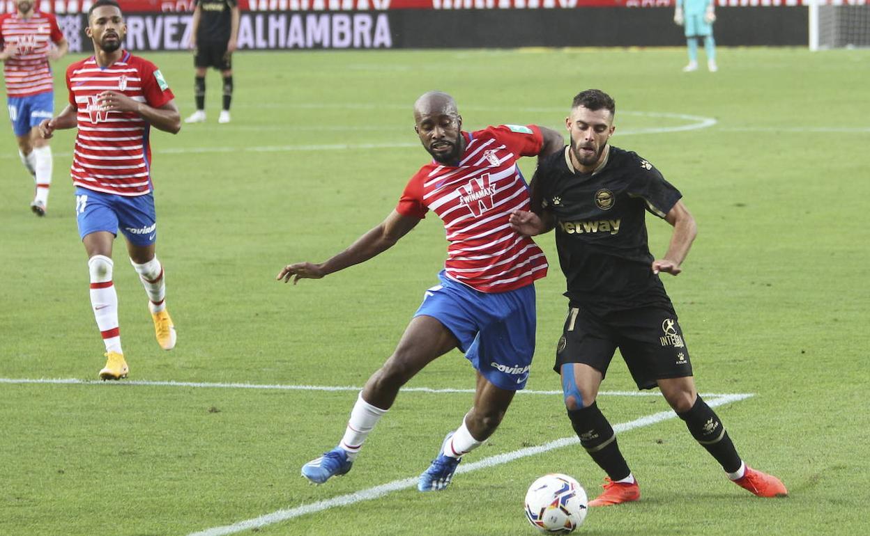 Dimitri Foulquier, en el partido ante el Alaves. 