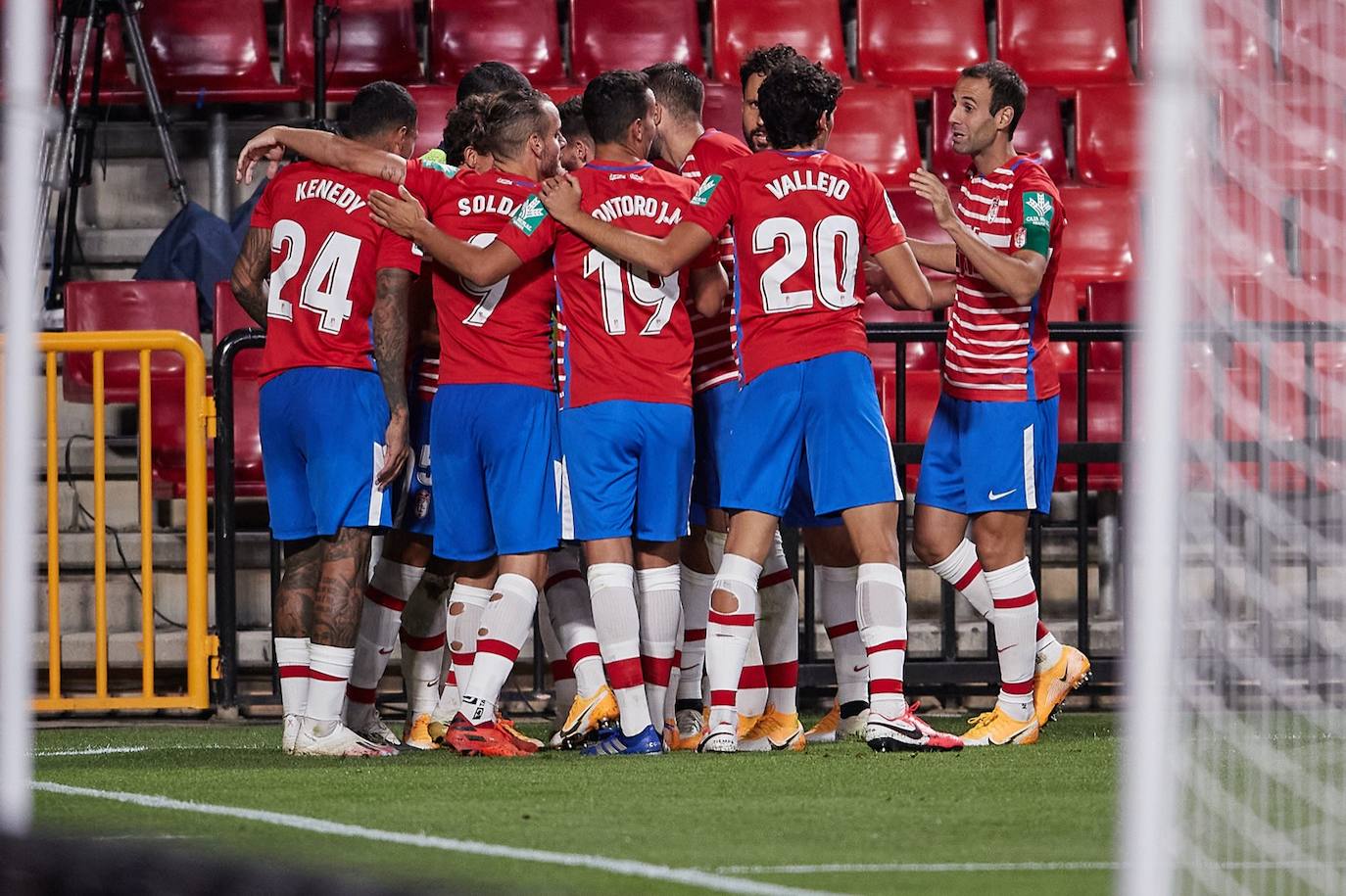 Fotos: Las mejores imágenes del Granada - Lokomotive Tbilisi