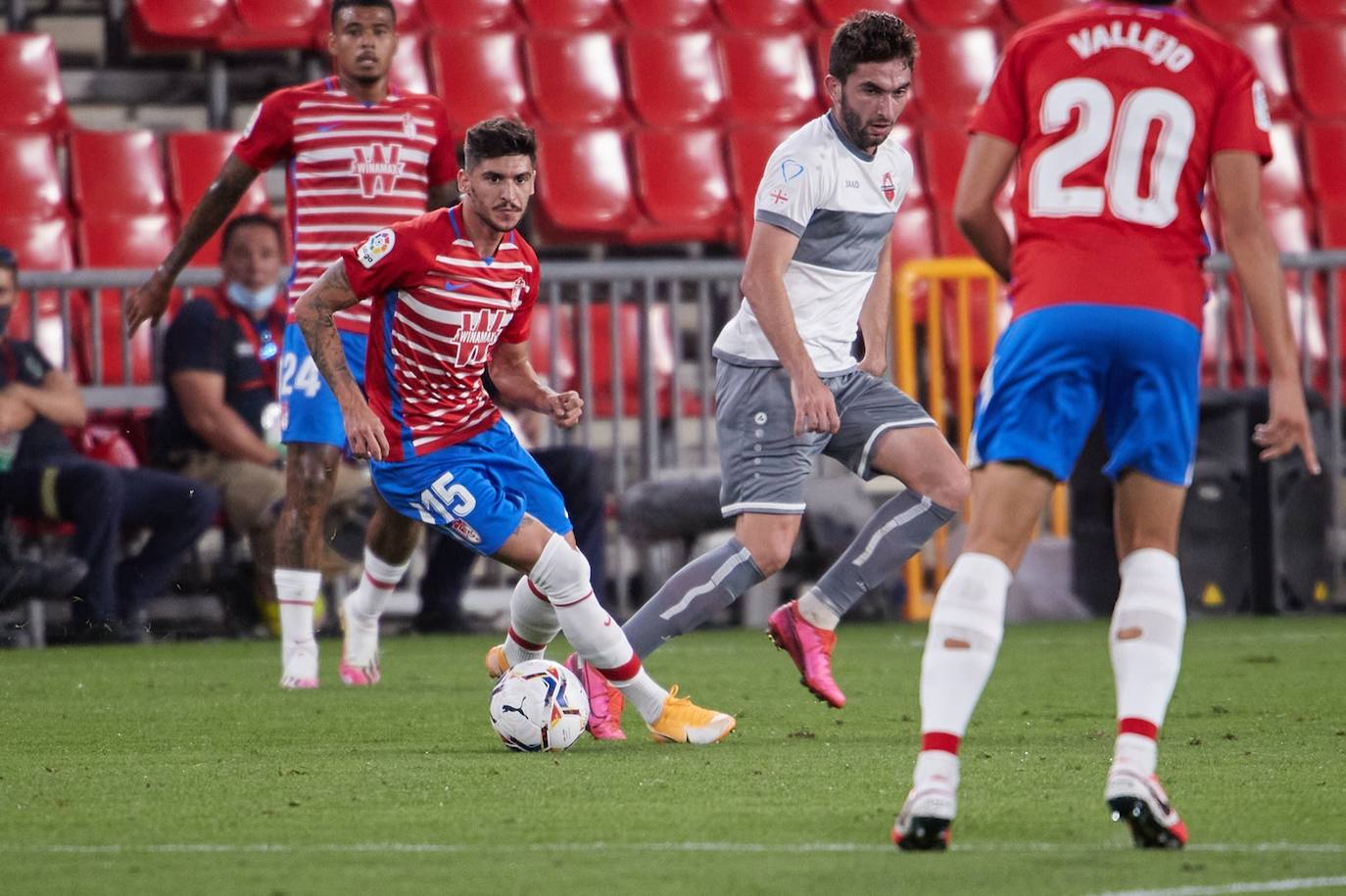 Fotos: Las mejores imágenes del Granada - Lokomotive Tbilisi