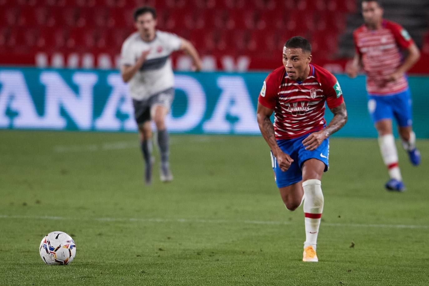 Fotos: Las mejores imágenes del Granada - Lokomotive Tbilisi