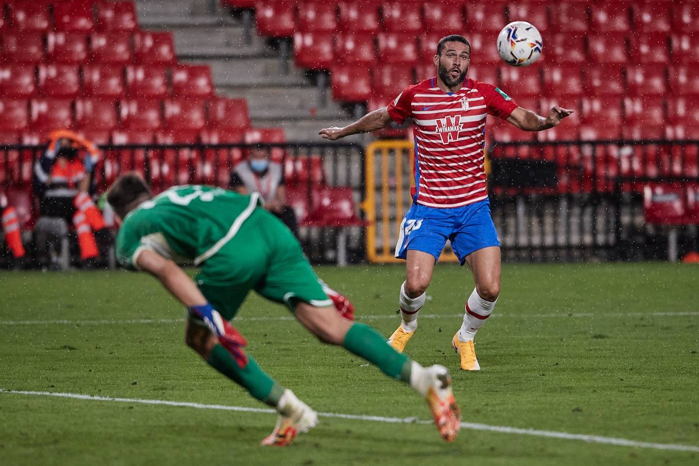 Fotos: Las mejores imágenes del Granada - Lokomotive Tbilisi