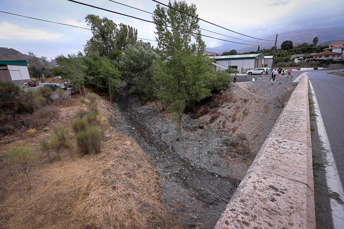 Limpieza de ramblas en la Costa