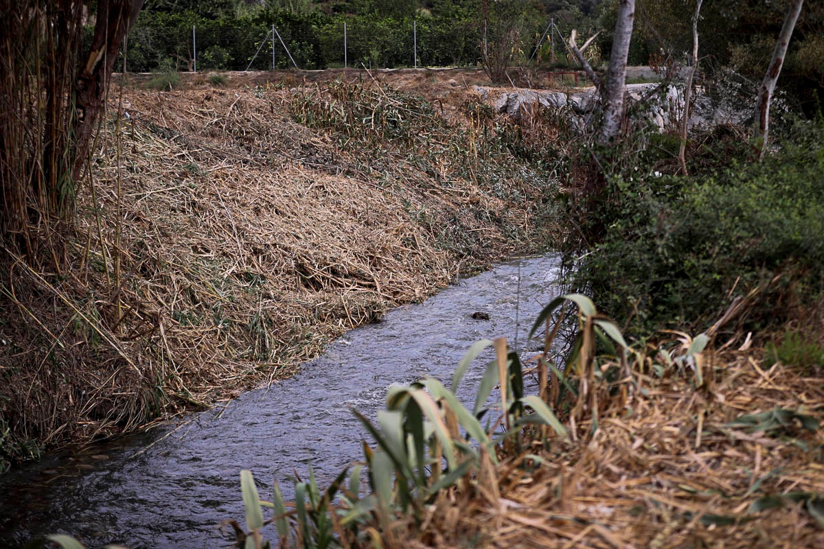 Limpieza de ramblas en la Costa
