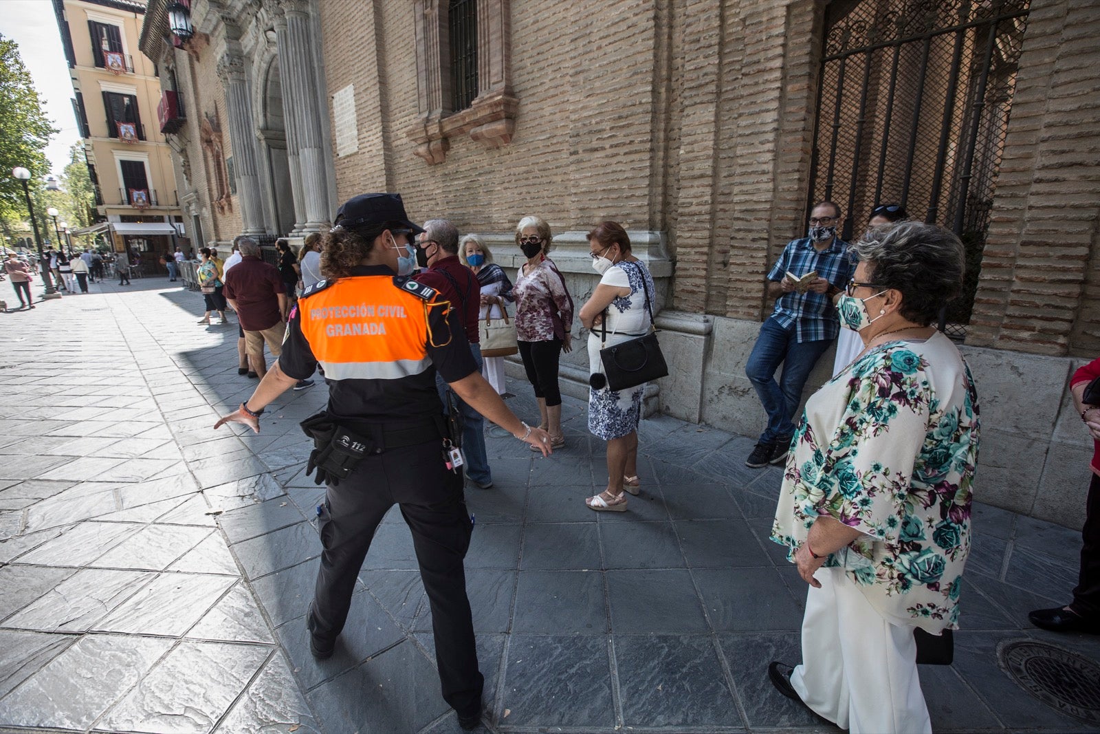 Fotos: Granada vive su Día de la Virgen más diferente