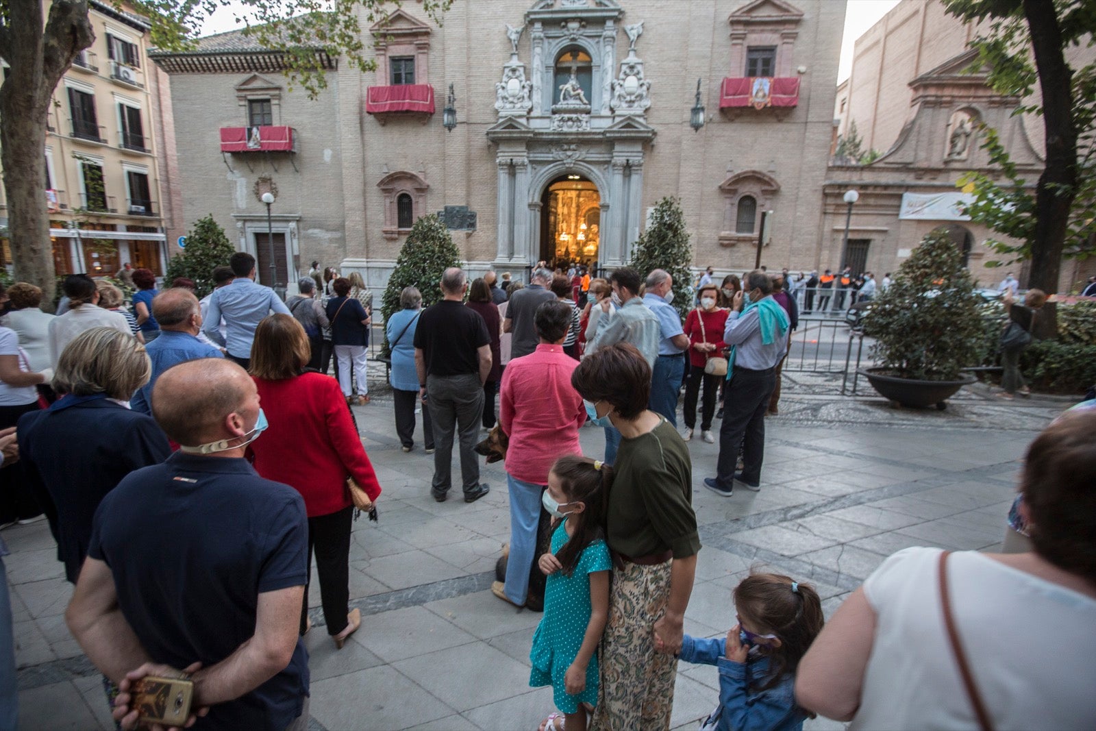 Fotos: Granada vive su Día de la Virgen más diferente
