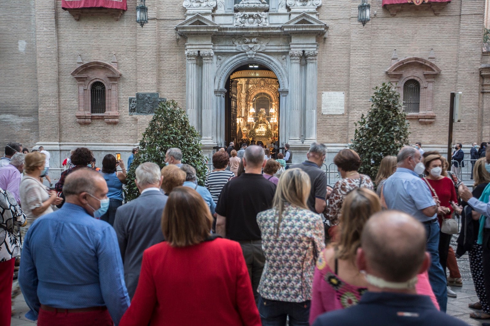 Fotos: Granada vive su Día de la Virgen más diferente