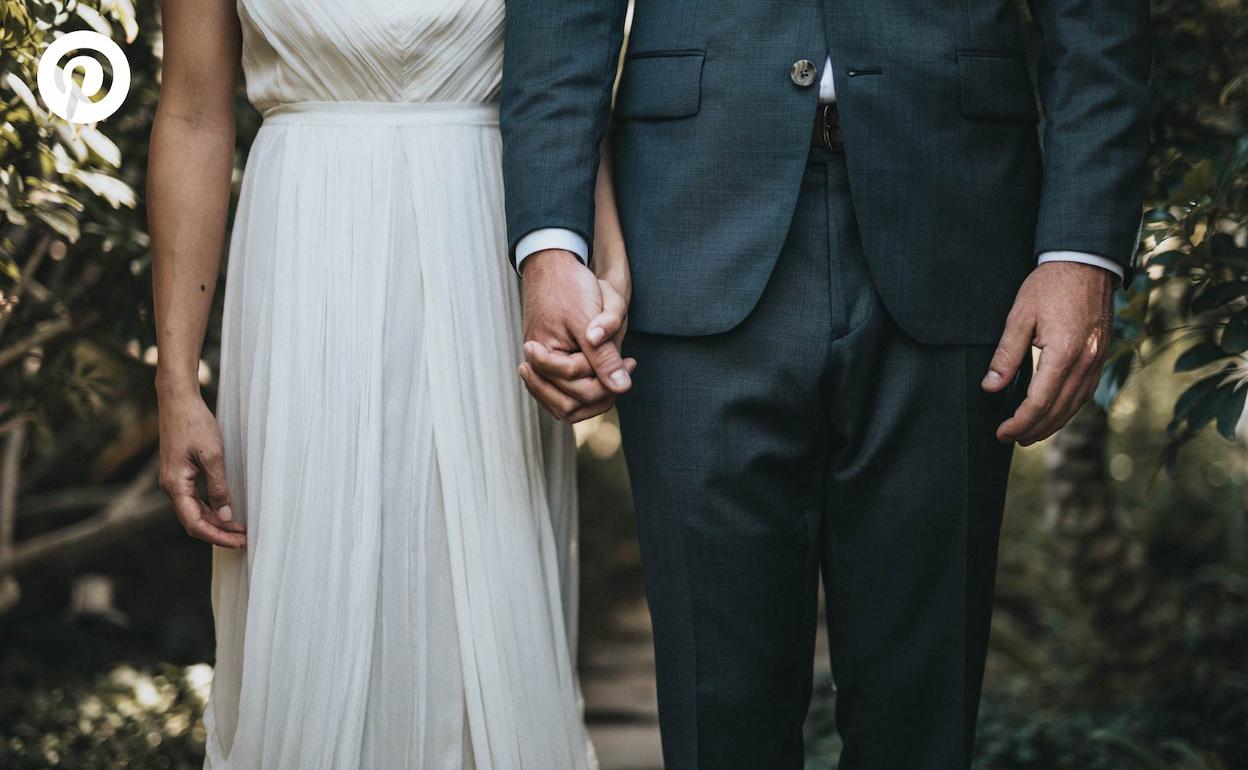 Una pareja el día de su boda.