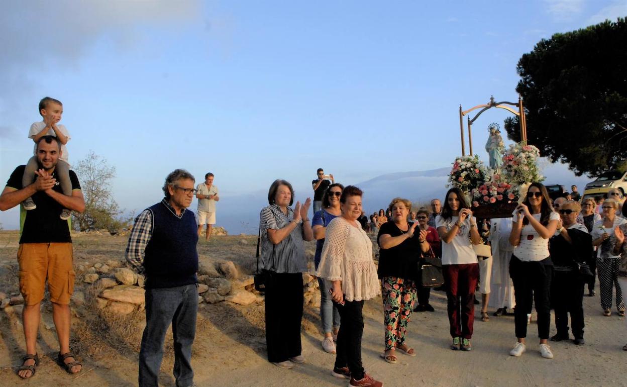 Lanjarón suspende la misa y procesión de la Virgen del Pilar en el paraje rural de 'La Mojonera' por el coronavirus