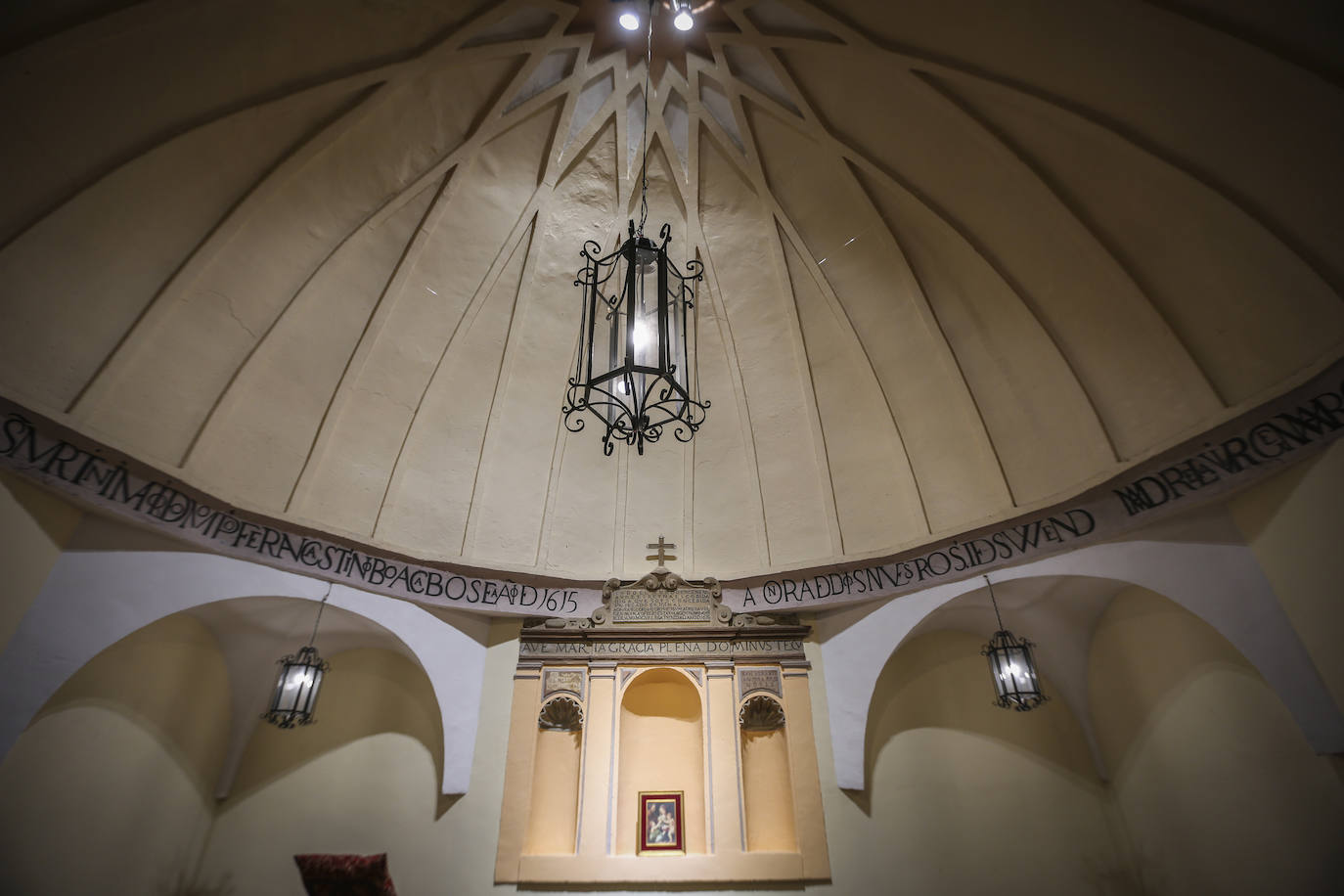 Es una ermita sobria