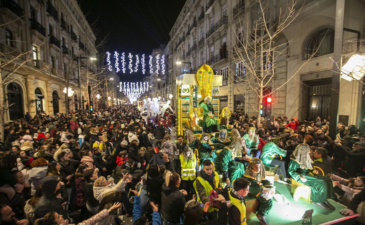 Andalucía espera celebrar las cabalgatas de Reyes y la Semana Santa de 2021