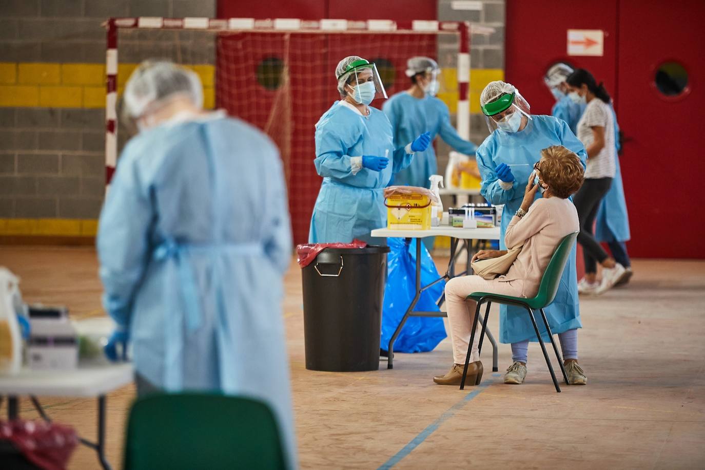 Un millar de vecinos de Alfacar, Zafarraya e Iznalloz participarán en el testeo de contagios