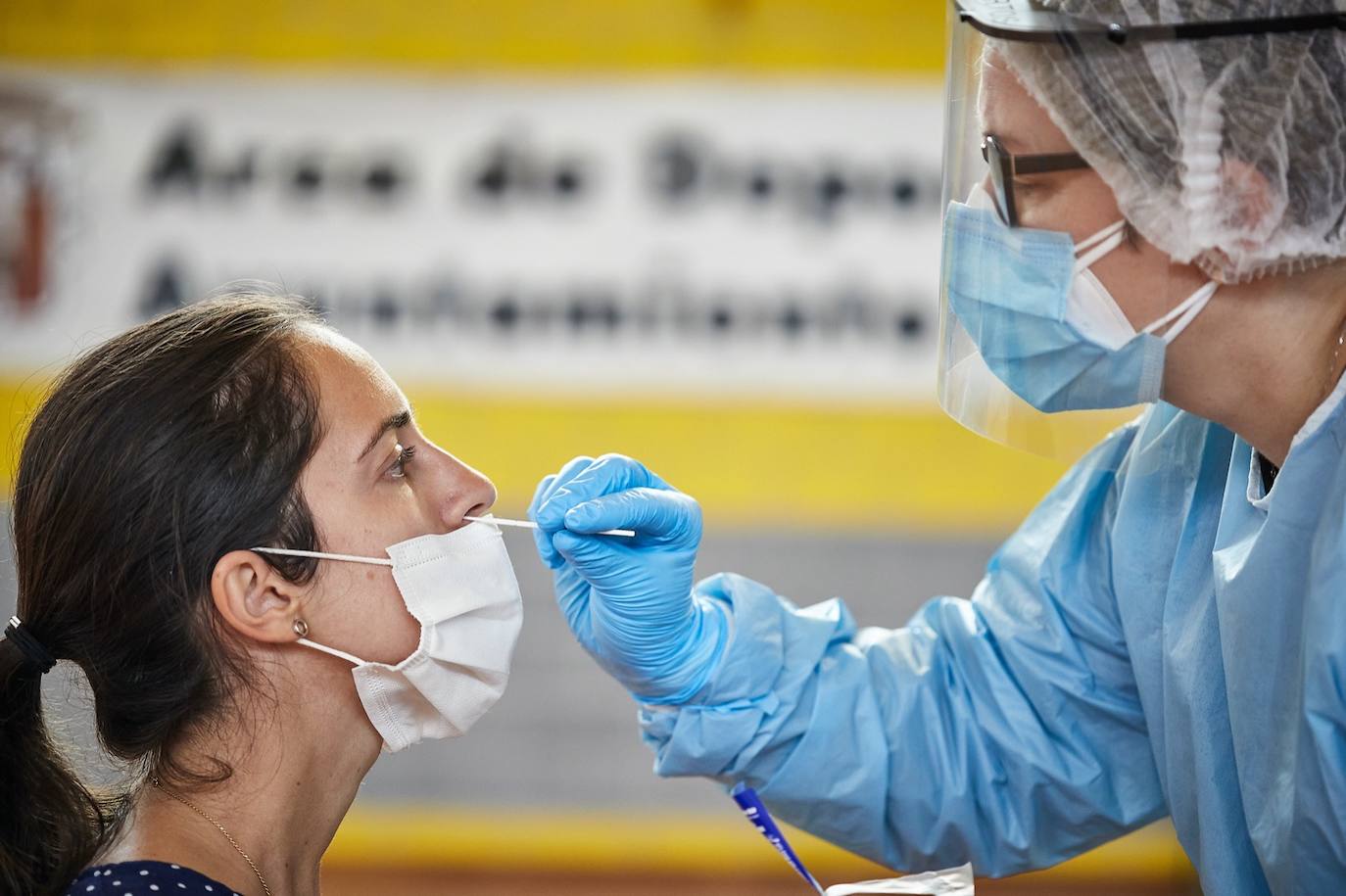 Un millar de vecinos de Alfacar, Zafarraya e Iznalloz participarán en el testeo de contagios