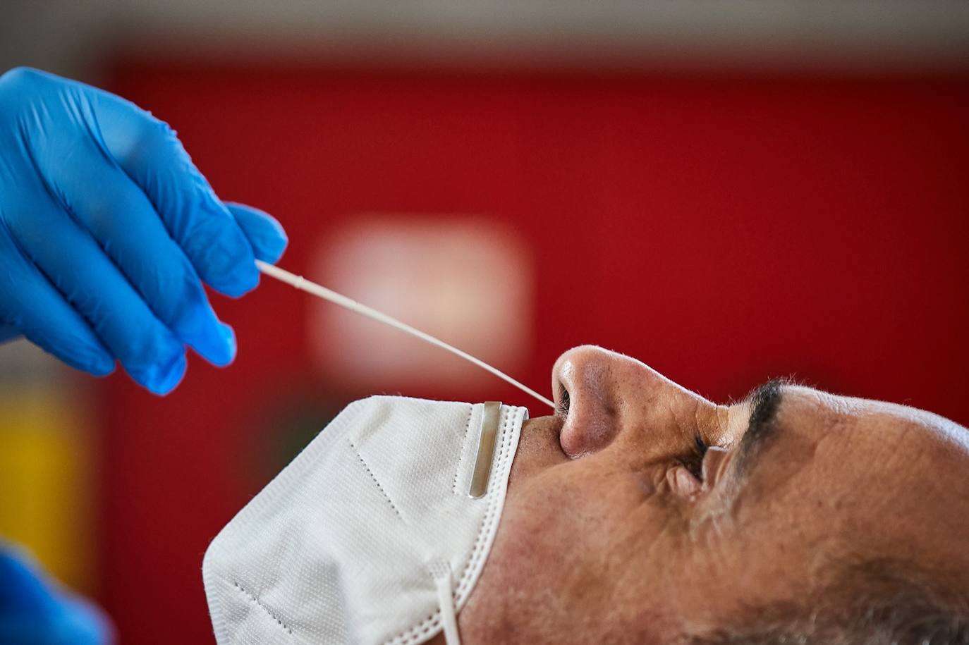 Un millar de vecinos de Alfacar, Zafarraya e Iznalloz participarán en el testeo de contagios