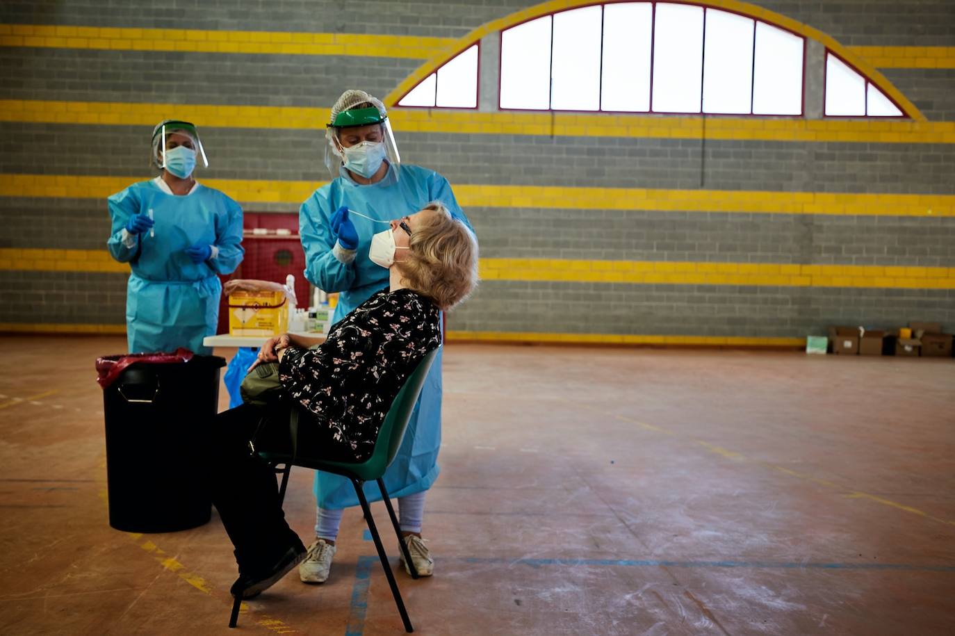 Un millar de vecinos de Alfacar, Zafarraya e Iznalloz participarán en el testeo de contagios