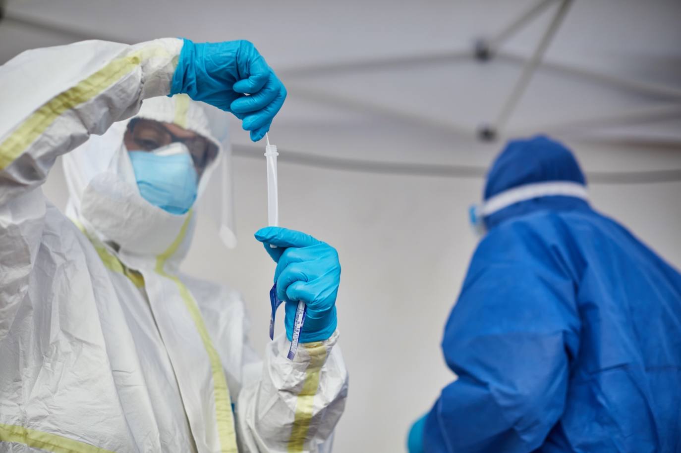 Un millar de vecinos de Alfacar, Zafarraya e Iznalloz participarán en el testeo de contagios